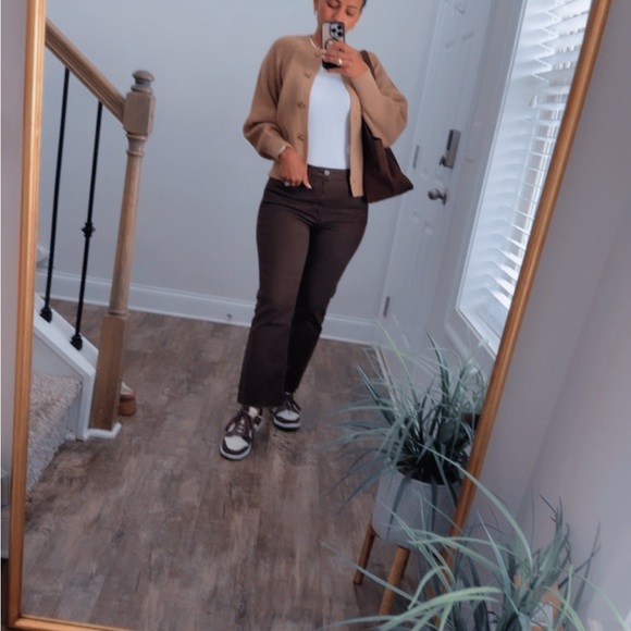 Banana Republic NWOT Women's Tan Sweater - Picture 8 of 8